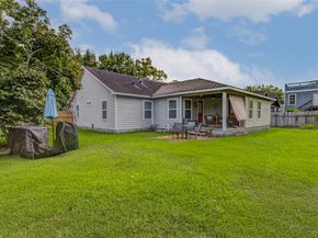 1009 Canadian Street, Houston TX 77009