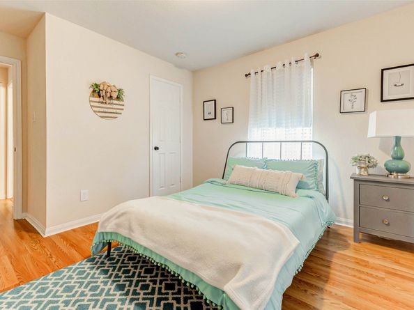 1009 Canadian Street, Houston TX 77009