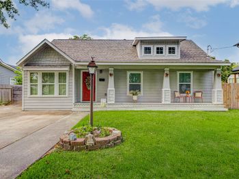 1009 Canadian Street