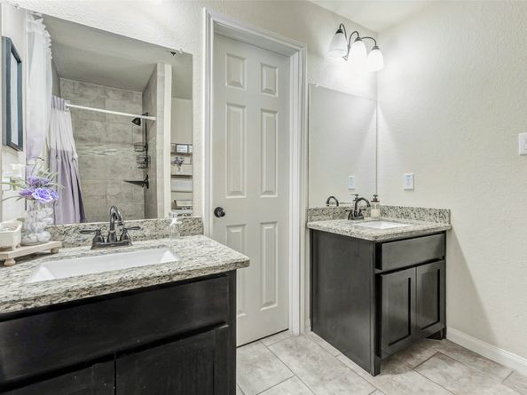 1009 Canadian Street, Houston TX 77009