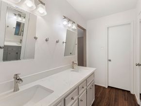 50 Dew Fall Court, The Woodlands TX 77380