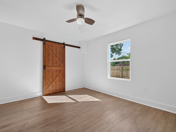 6854 Evans Street, Houston TX 77061