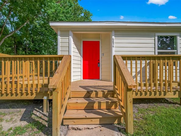 6854 Evans Street, Houston TX 77061