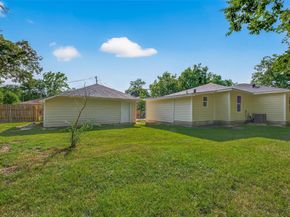 6854 Evans Street, Houston TX 77061