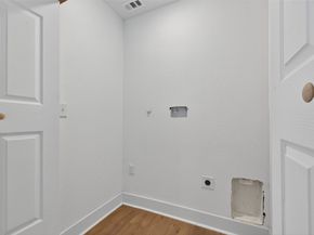 6854 Evans Street, Houston TX 77061