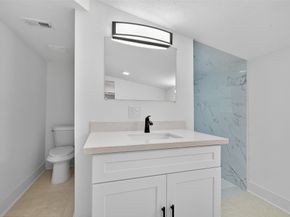 6854 Evans Street, Houston TX 77061