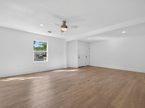 6854 Evans Street, Houston TX 77061