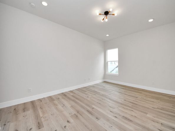 5908 Saint Augustine Street A, Houston TX 77021