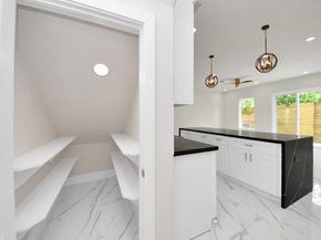 5908 Saint Augustine Street A, Houston TX 77021
