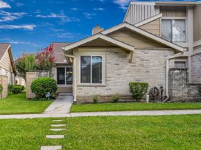 11516 Village Place Drive 101, Houston TX 77077