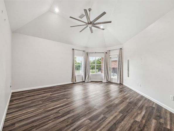 23 Glen Eagles Drive, Sugar Land TX 77479
