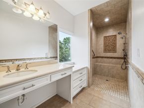 23 Glen Eagles Drive, Sugar Land TX 77479