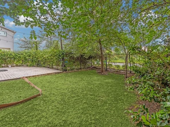 3212 N Macgregor Way C, Houston TX 77004