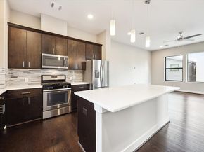 3212 N Macgregor Way C, Houston TX 77004