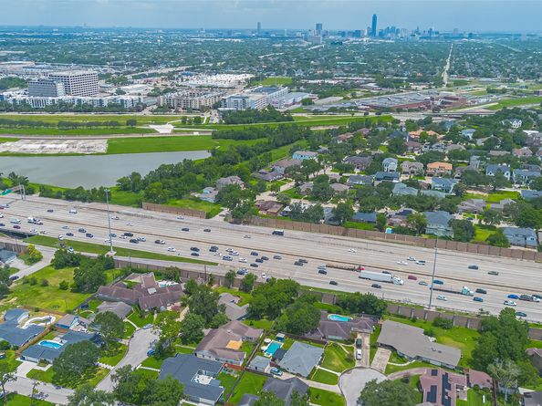 4414 Lemac Drive, Houston TX 77096