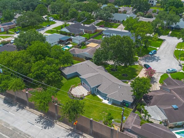 4414 Lemac Drive, Houston TX 77096