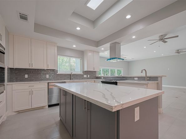 4414 Lemac Drive, Houston TX 77096