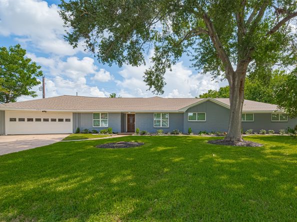 4414 Lemac Drive, Houston TX 77096
