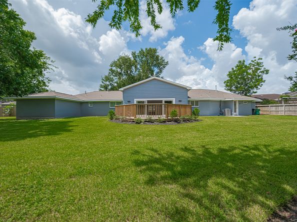 4414 Lemac Drive, Houston TX 77096