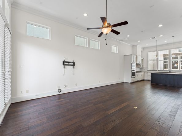 9635 Riddlewood Lane, Houston TX 77025