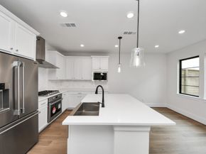 3217 Royal Oaks Hollow Lane, Houston TX 77082