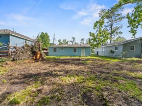 8121 Woodlyn Road, Houston TX 77028