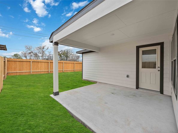 5311 Basquiat Drive, Houston TX 77048