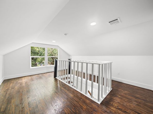 7305 Capitol Street, Houston TX 77011