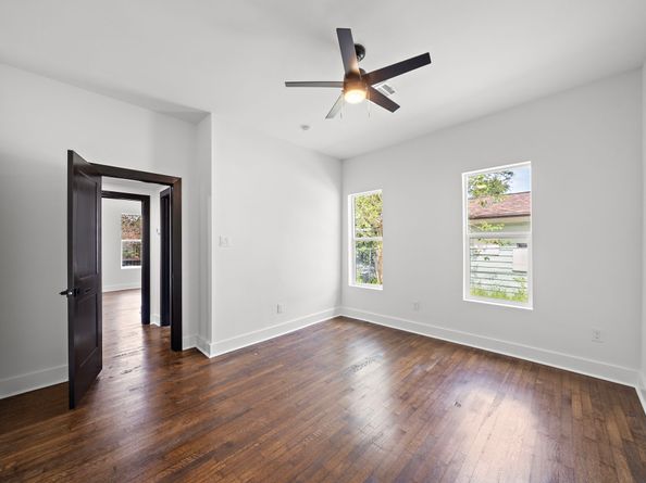 7305 Capitol Street, Houston TX 77011