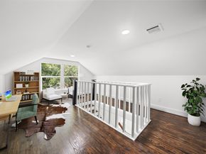7305 Capitol Street, Houston TX 77011