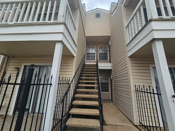 2750 Holly Hall Street 702, Houston TX 77054