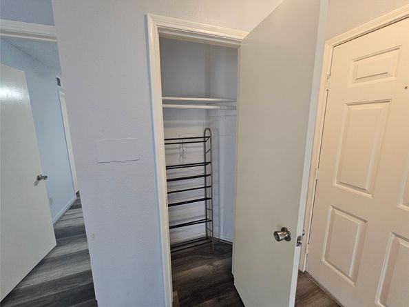 2750 Holly Hall Street 702, Houston TX 77054