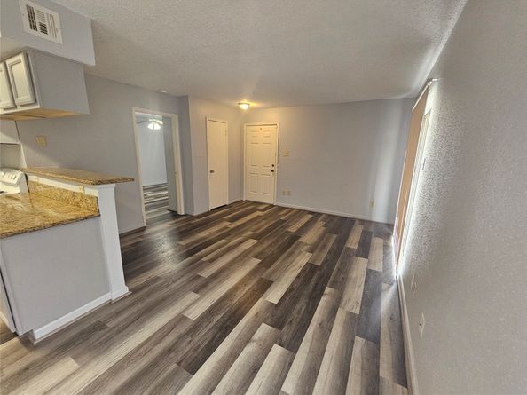 2750 Holly Hall Street 702, Houston TX 77054