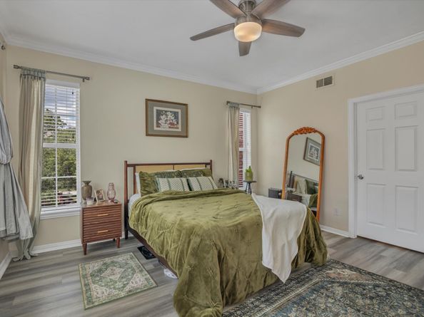 2111 Welch Street B201, Houston TX 77019