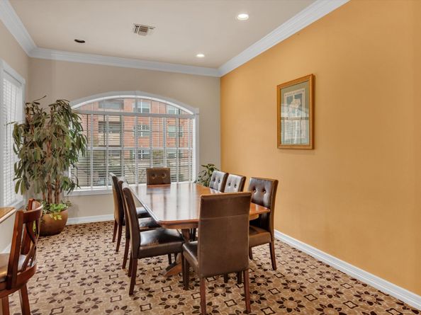 2111 Welch Street B201, Houston TX 77019