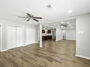 515 Maple Way, Houston TX 77015