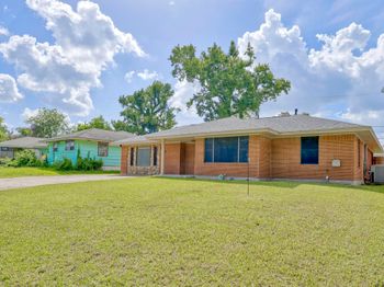 515 Maple Way