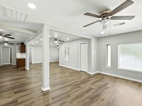 515 Maple Way, Houston TX 77015