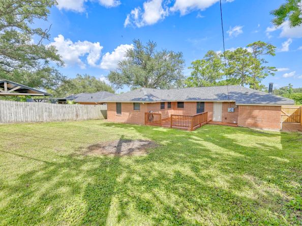 515 Maple Way, Houston TX 77015