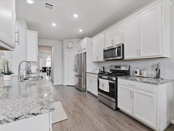3823 Fleetwood Falls Lane, Spring TX 77386