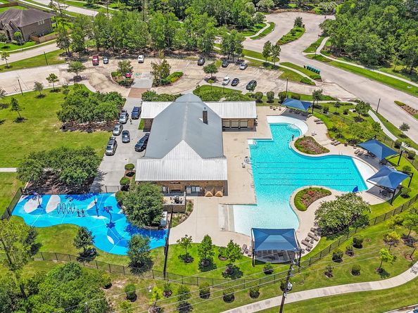 3823 Fleetwood Falls Lane, Spring TX 77386