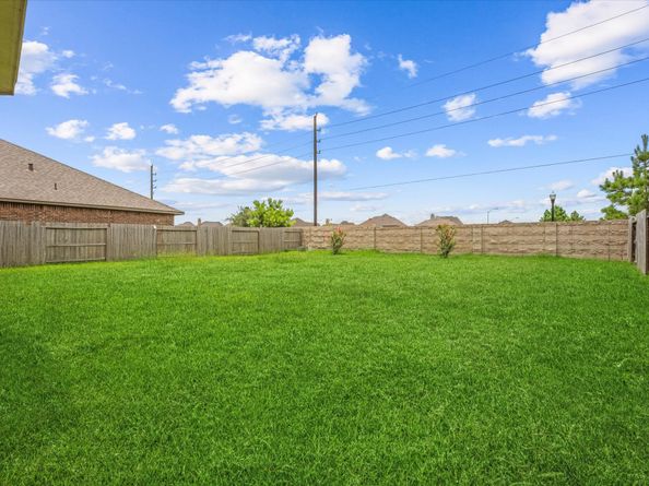 3823 Fleetwood Falls Lane, Spring TX 77386