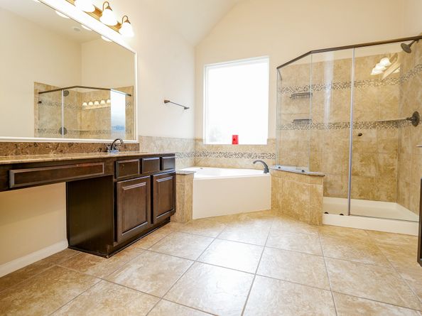 9335 Mystic Falls Lane, Humble TX 77396