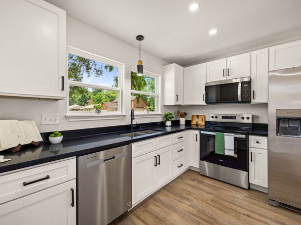 9911 Valley Club Drive, Houston TX 77078