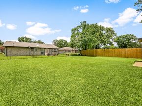 9911 Valley Club Drive, Houston TX 77078
