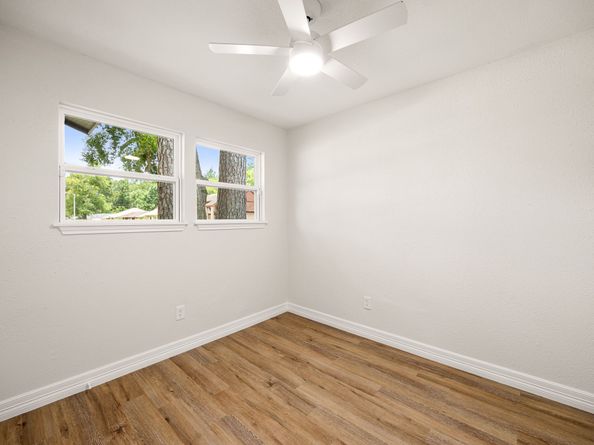 9911 Valley Club Drive, Houston TX 77078