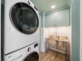 18 S Dragonwood Place, The Woodlands TX 77381