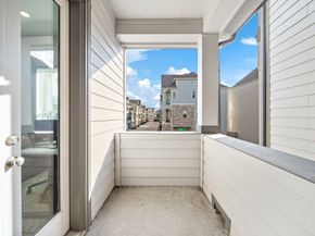 11008 Mikula Drive, Houston TX 77043