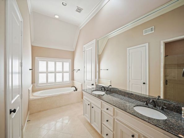 4009 Bellefontaine Street, Houston TX 77025