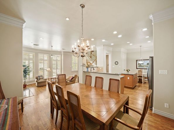 4009 Bellefontaine Street, Houston TX 77025